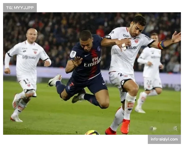 评论：中下游球队普遍采用五后卫体系，是否导致法甲比赛观赏性下降？